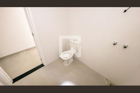 Apartamento à venda com 123m², 2 quartos e 2 vagas Apartamento à venda com 123m², 2 quartos e 2 vagasBanheiro