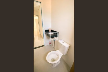 Apartamento à venda com 123m², 2 quartos e 2 vagas Apartamento à venda com 123m², 2 quartos e 2 vagasBanheiro da Suíte