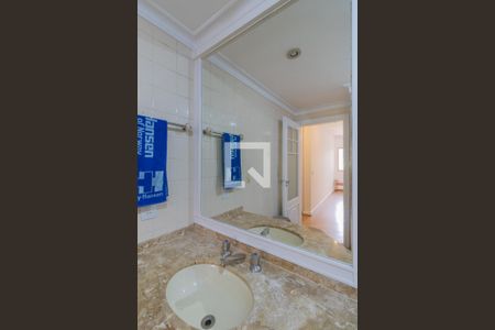 Apartamento à venda com 200m², 3 quartos e 3 vagasBanheiro da Suíte 2