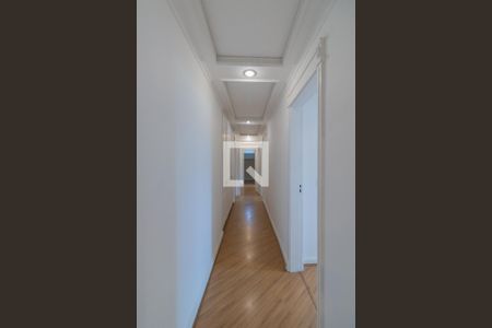 Apartamento à venda com 200m², 3 quartos e 3 vagascorredor