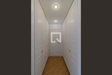 Apartamento à venda com 200m², 3 quartos e 3 vagassuite 2