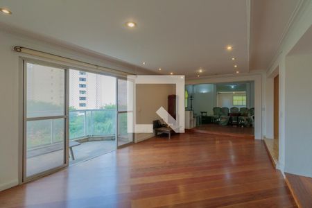 Apartamento à venda com 200m², 3 quartos e 3 vagasSala