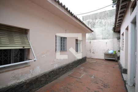 Casa à venda com 153m², 3 quartos e 4 vagasQuintal