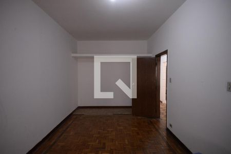 Casa à venda com 153m², 3 quartos e 4 vagasQuarto 2