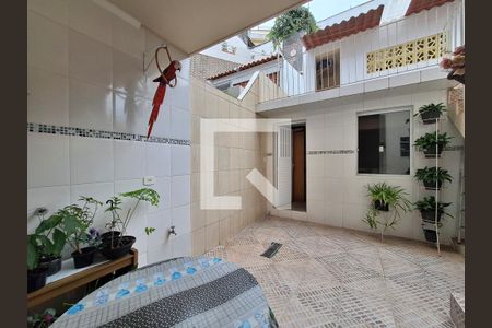 Casa à venda com 140m², 3 quartos e 1 vagaQuintal