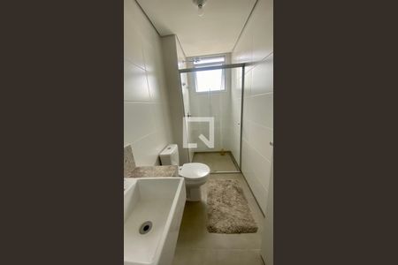 Banheiro Social de apartamento à venda com 1 quarto, 46m² em Buritis, Belo Horizonte