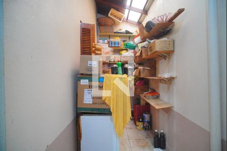 Casa à venda com 64m², 2 quartos e 4 vagas Casa à venda com 64m², 2 quartos e 4 vagasÁrea de Serviço