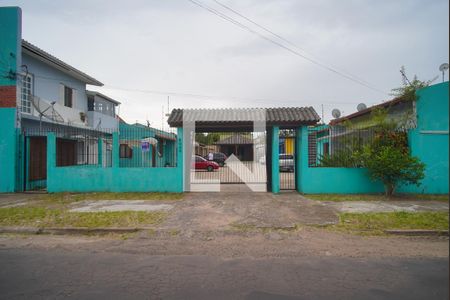 Casa à venda com 64m², 2 quartos e 4 vagas Casa à venda com 64m², 2 quartos e 4 vagasFachada