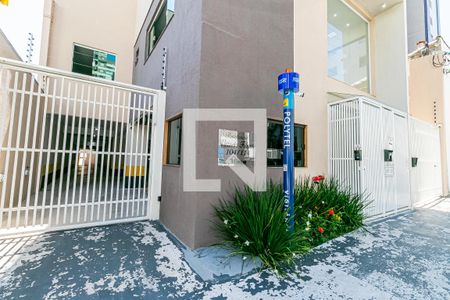 Apartamento à venda com 51m², 2 quartos e 1 vaga Apartamento à venda com 51m², 2 quartos e 1 vagaFachada