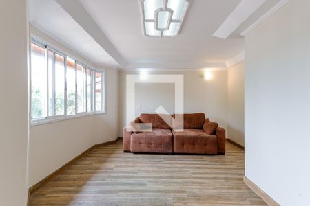 Casa de condomínio à venda com 210m², 4 quartos e 3 vagas Casa de condomínio à venda com 210m², 4 quartos e 3 vagasSala Privativa