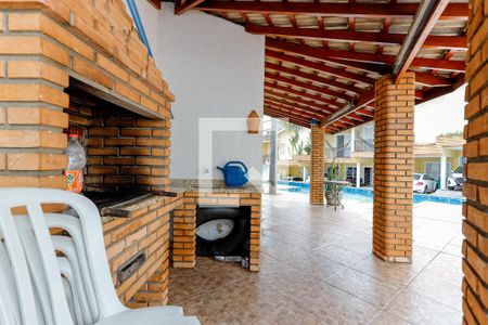 Casa de condomínio à venda com 210m², 4 quartos e 3 vagas Casa de condomínio à venda com 210m², 4 quartos e 3 vagasÁrea Comum - Churrasqueira