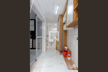 Casa de condomínio à venda com 210m², 4 quartos e 3 vagas Casa de condomínio à venda com 210m², 4 quartos e 3 vagasÁrea de Serviço