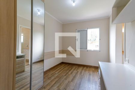 Casa de condomínio à venda com 210m², 4 quartos e 3 vagas Casa de condomínio à venda com 210m², 4 quartos e 3 vagasQuarto 2