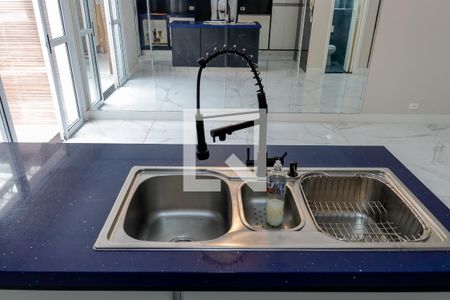 Casa de condomínio à venda com 210m², 4 quartos e 3 vagas Casa de condomínio à venda com 210m², 4 quartos e 3 vagasCozinha