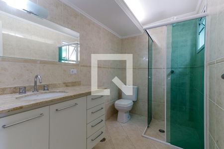 Casa de condomínio à venda com 210m², 4 quartos e 3 vagas Casa de condomínio à venda com 210m², 4 quartos e 3 vagasBanheiro 3