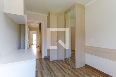 Casa de condomínio à venda com 210m², 4 quartos e 3 vagas Casa de condomínio à venda com 210m², 4 quartos e 3 vagasQuarto 2