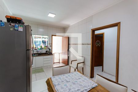 Casa à venda com 240m², 3 quartos e 3 vagasCozinha