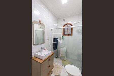 Casa à venda com 240m², 3 quartos e 3 vagasBanheiro