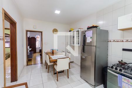 Casa à venda com 240m², 3 quartos e 3 vagasCozinha