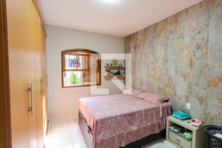 Casa à venda com 240m², 3 quartos e 3 vagasQuarto 3