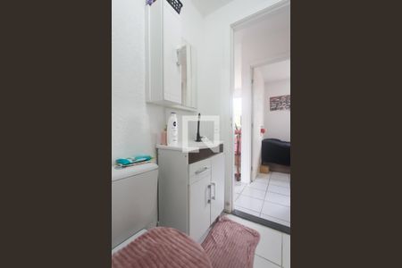 Apartamento à venda com 45m², 2 quartos e 1 vaga Apartamento à venda com 45m², 2 quartos e 1 vagaBanheiro