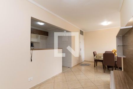 Sala de apartamento para alugar com 2 quartos, 56m² em Picanço, Guarulhos