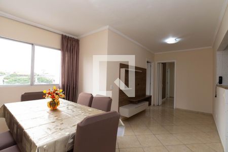 Sala de apartamento para alugar com 2 quartos, 56m² em Picanço, Guarulhos