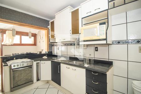 Casa de condomínio à venda com 397m², 3 quartos e 4 vagas Casa de condomínio à venda com 397m², 3 quartos e 4 vagasCozinha