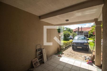 Casa de condomínio à venda com 397m², 3 quartos e 4 vagas Casa de condomínio à venda com 397m², 3 quartos e 4 vagasGaragem