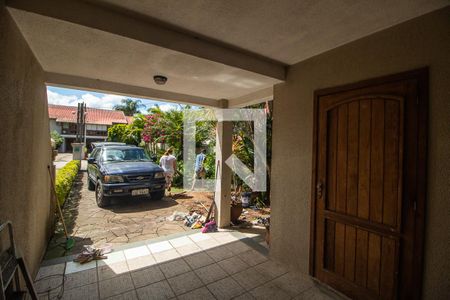 Casa de condomínio à venda com 397m², 3 quartos e 4 vagas Casa de condomínio à venda com 397m², 3 quartos e 4 vagasGaragem