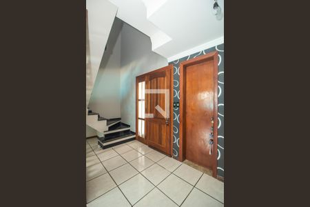 Casa de condomínio à venda com 397m², 3 quartos e 4 vagas Casa de condomínio à venda com 397m², 3 quartos e 4 vagasHall de entrada