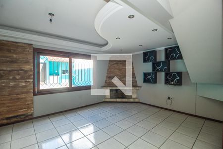 Sala de casa de condomínio para alugar com 3 quartos, 397m² em Vila Nova, Porto Alegre