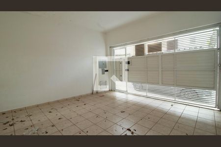 Casa à venda com 200m², 3 quartos e 2 vagasGaragem