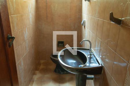 Casa à venda com 200m², 3 quartos e 2 vagasLavabo