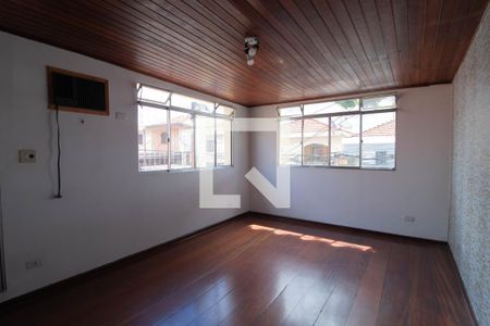 Casa à venda com 200m², 3 quartos e 2 vagasQuarto 1