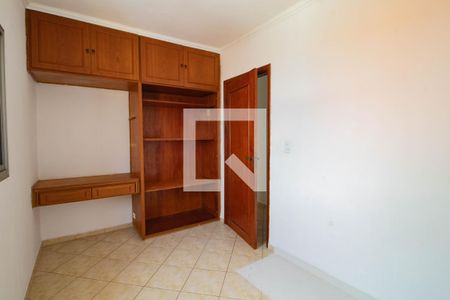 Casa à venda com 200m², 3 quartos e 2 vagasQuarto 2