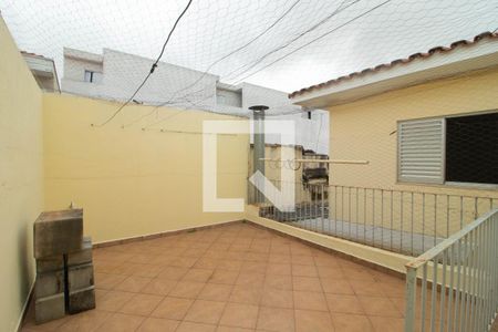 Casa à venda com 200m², 3 quartos e 2 vagasQuintal