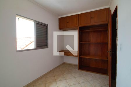Casa à venda com 200m², 3 quartos e 2 vagasQuarto 2