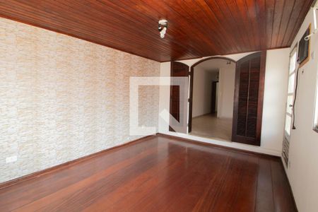 Casa à venda com 200m², 3 quartos e 2 vagasQuarto 1