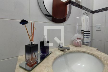 Casa à venda com 251m², 3 quartos e 3 vagasLavabo