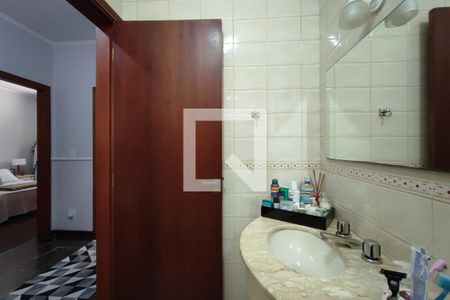 Casa à venda com 251m², 3 quartos e 3 vagasBanheiro