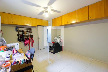 Casa de condomínio para alugar com 300m², 3 quartos e 4 vagasQuarto 2