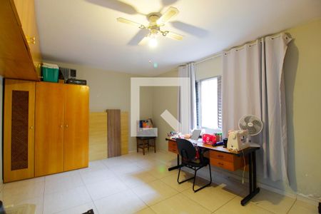 Casa de condomínio para alugar com 300m², 3 quartos e 4 vagasQuarto 2