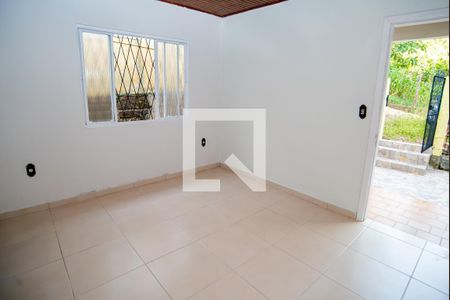 Sala de casa para alugar com 3 quartos, 160m² em Cecília, Viamão