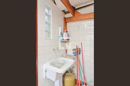 Casa à venda com 280m², 4 quartos e 2 vagasÁrea de Serviço