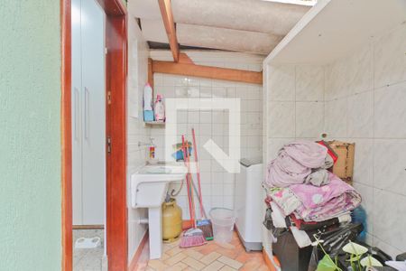 Casa à venda com 280m², 4 quartos e 2 vagasÁrea de Serviço