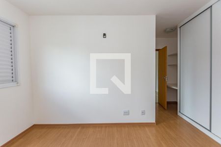 Apartamento para alugar com 64m², 2 quartos e 1 vaga Apartamento para alugar com 64m², 2 quartos e 1 vagaSuíte