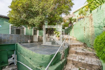 Casa à venda com 120m², 3 quartos e sem vagaQuintal