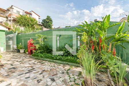 Casa à venda com 120m², 3 quartos e sem vagaQuintal