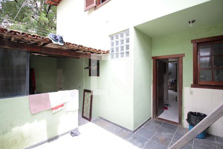 Casa à venda com 360m², 4 quartos e 2 vagasArea de Serviço